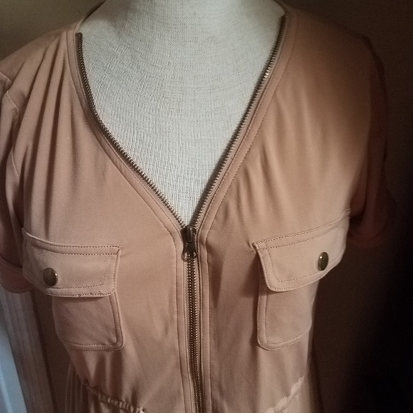 Dress - Picture 2 of 6